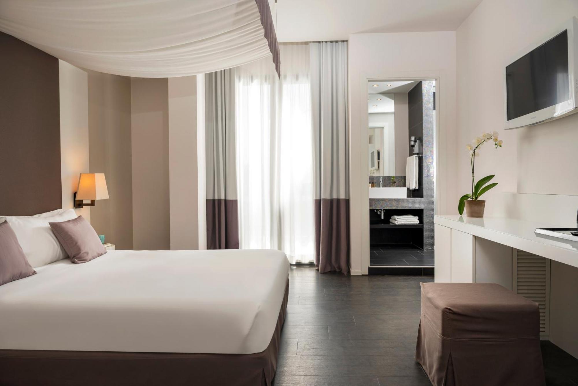Hotel Ines Cattolica Dış mekan fotoğraf